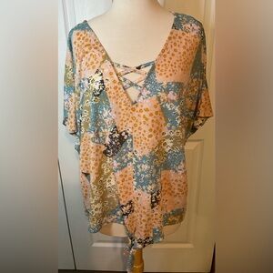 Daytrip Patchwork Short Sleeve V Neck Top Blouse Top Large